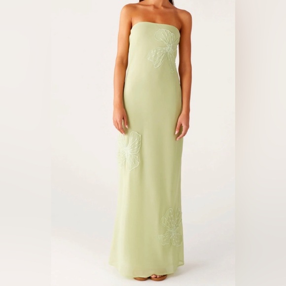 Peppermayo Dresses & Skirts - Peppermayo Sassafras Beaded Flower Strapless Maxi Dress